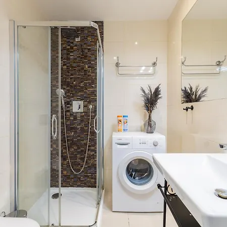 Stepanska Apartmeet Lägenhet