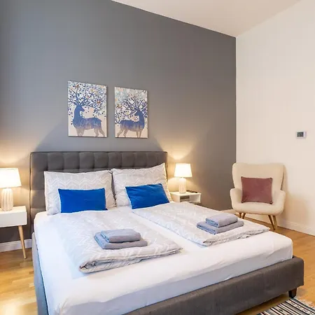 Stepanska Apartmeet Lägenhet *