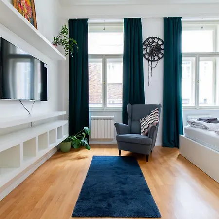 Apartment Stepanska