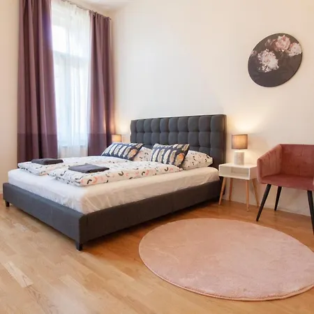 What A Flat On Stepanska *
