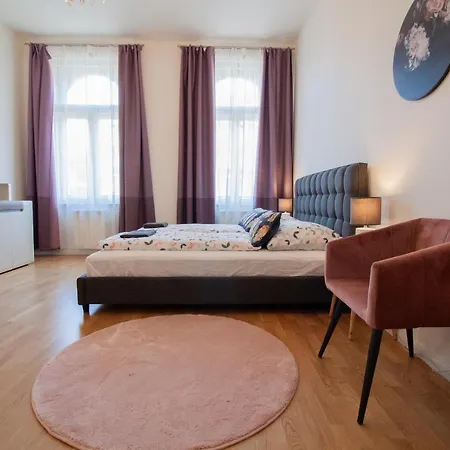 What A Flat On Stepanska